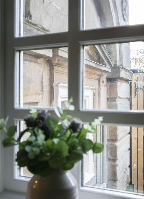 Walshford Lodge Cowthorpe Exterior foto